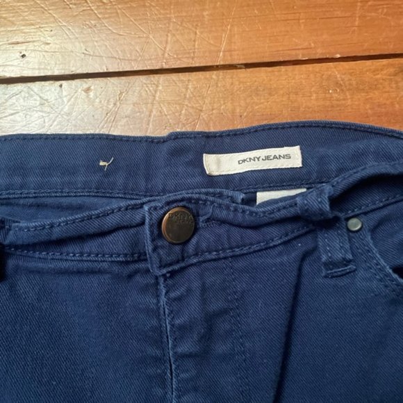 DKNY Dark Blue Navy Straight Leg Pants Jeans 8x30 - Picture 3 of 13